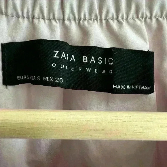 Zara Basic Outerwear pastel/pale pink spring light weight jacket. - Picture 6 of 7